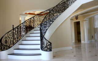 Бетонная лестница в частном доме: важные нюансы и возможности отделки