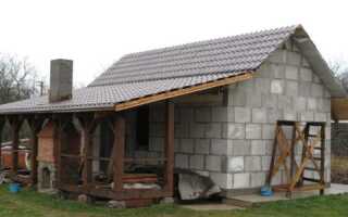 Гараж из пенобетона – выгодно или неразумно?