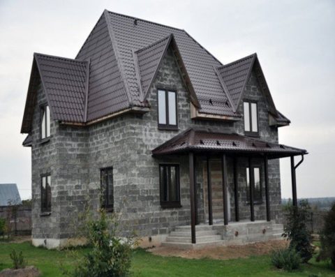 Дом из керамзитобетонных блоков Дом из керамзитобетонных блоков