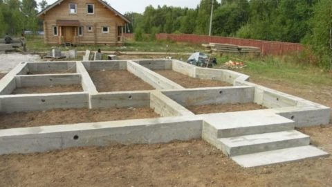 Фундамент для дома из газобетона Фундамент для дома из газобетона