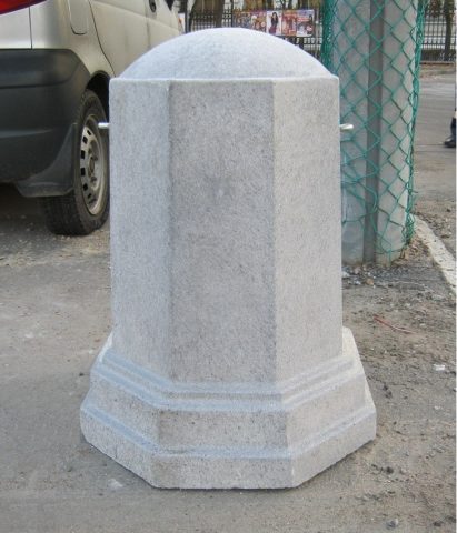 Граненые дорожные столбики железобетонные