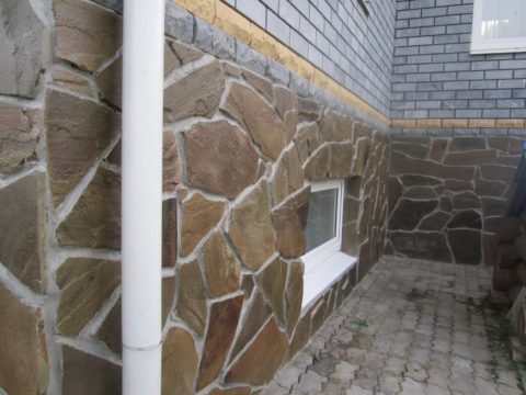Можно использовать недорогой природный материал Можно использовать недорогой природный материал