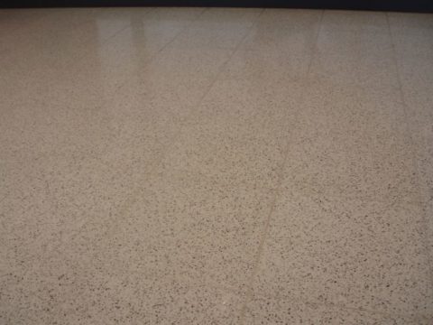 Напольное покрытие из бетонной плитки