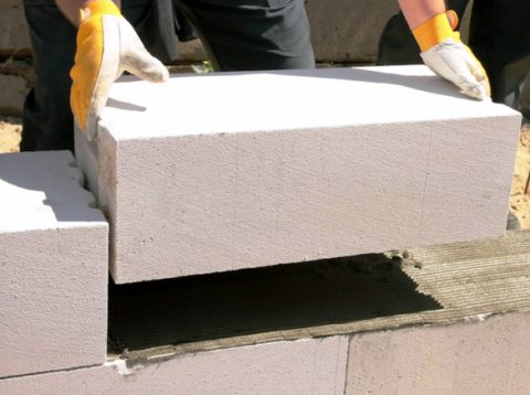 Укладка материалов из газобетона своими руками