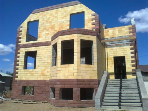 Вариативность наружной и внутренней отделки
