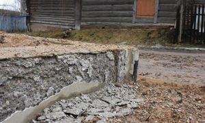 Бетон крошится